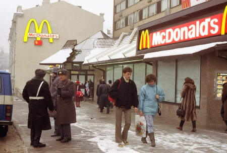 McDonald's окончательно уходит из России