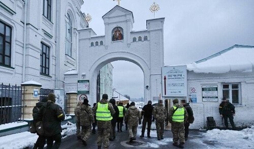 "Обшуки в Лаврі – це закономірність" - Віталій Портников